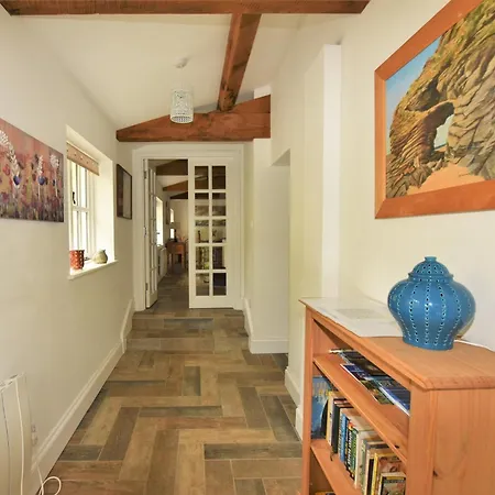 2 Bed In Botusfleming 58966 Holiday home *